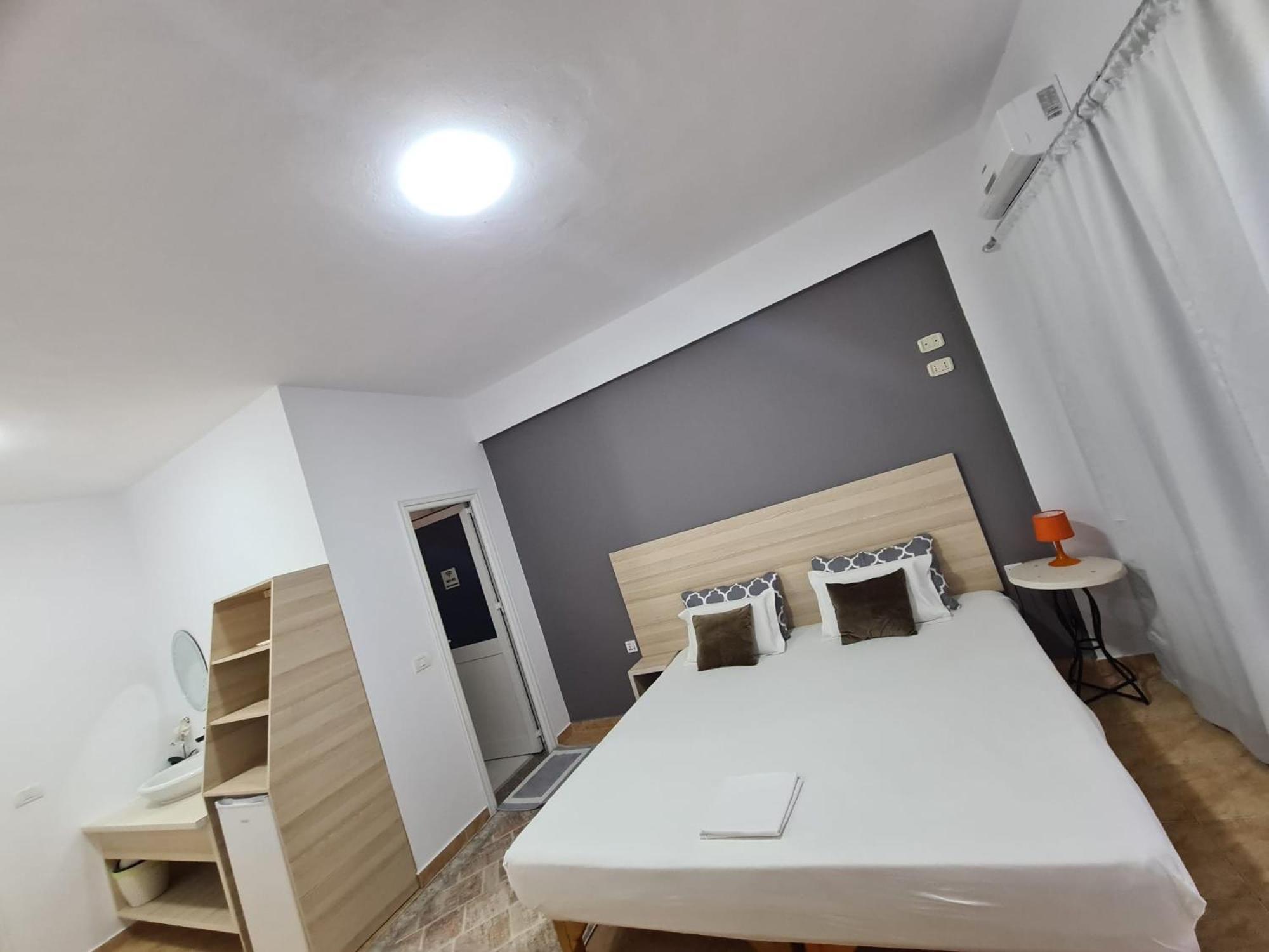 Salt Life Hotel Dhermi Exterior photo