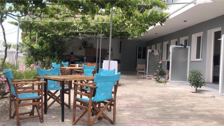 Salt Life Hotel Dhermi Exterior photo