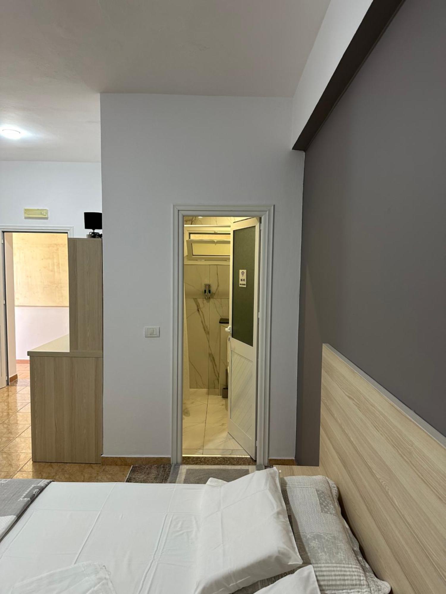 Salt Life Hotel Dhermi Exterior photo